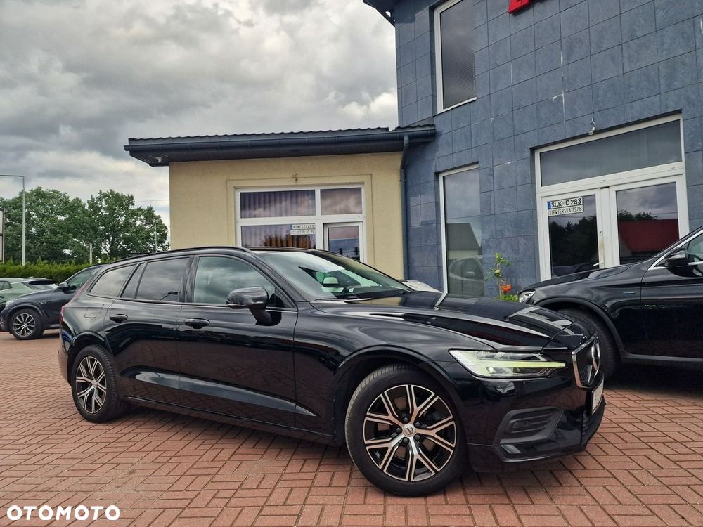Volvo V60 B3 B DKG Core - 12