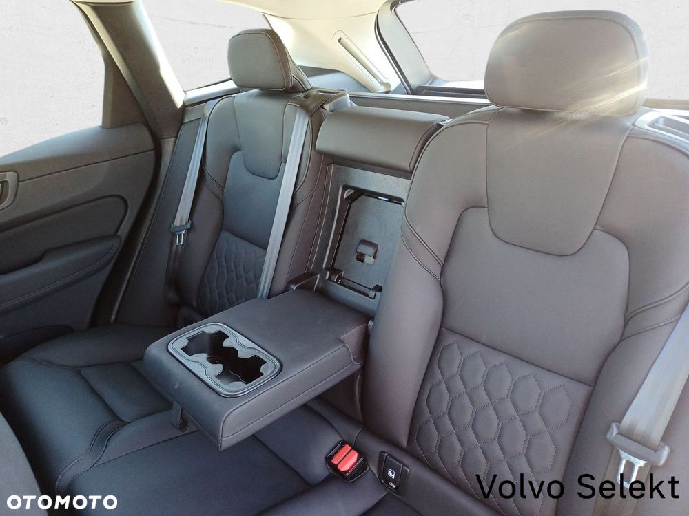 Volvo XC 60 2025