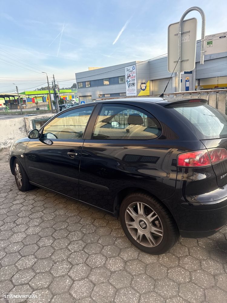SEAT Ibiza - 4
