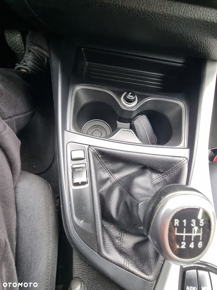 BMW Seria 1 114i - 21