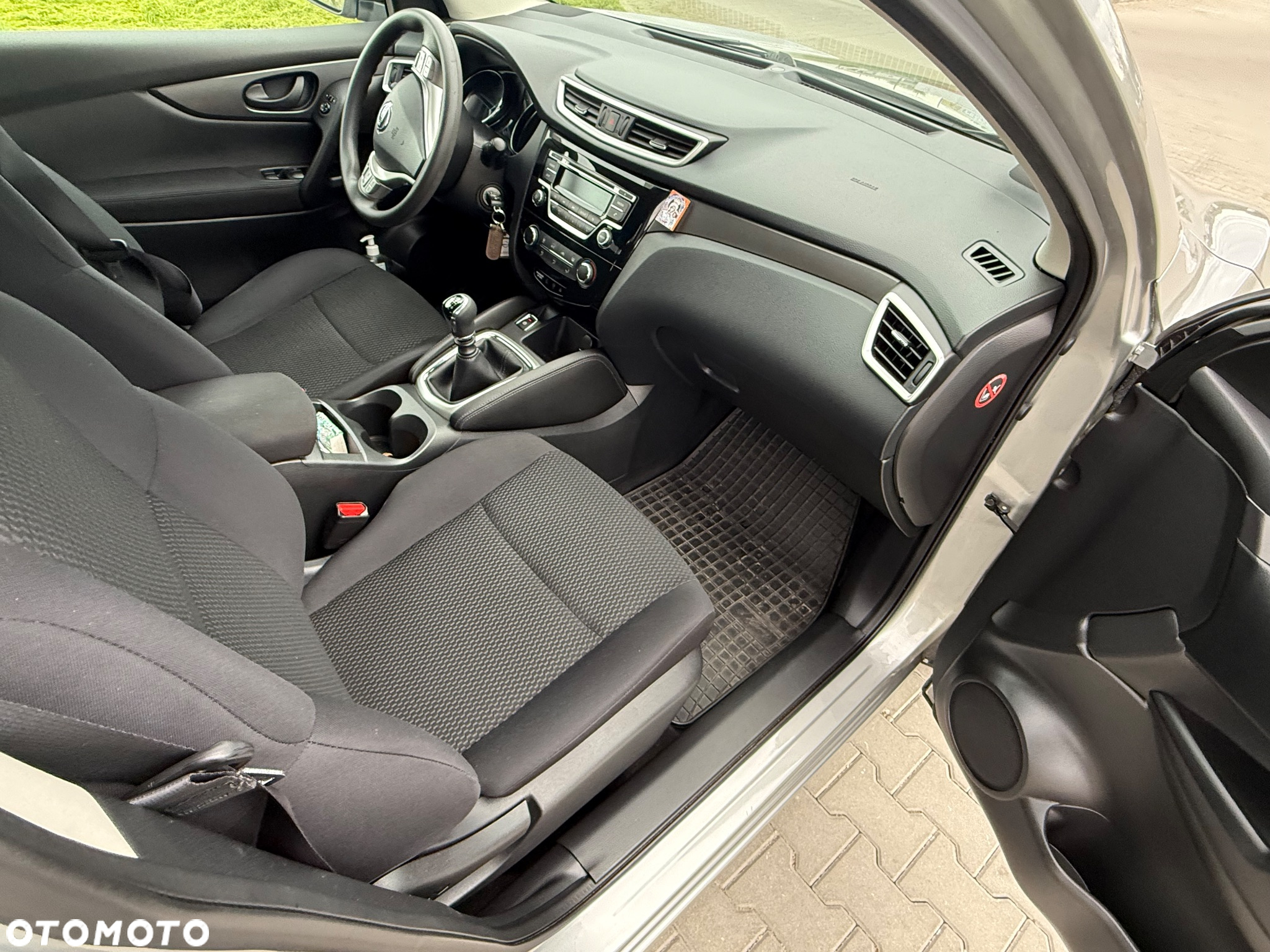 Nissan Qashqai 1.2 DIG-T Visia - 11