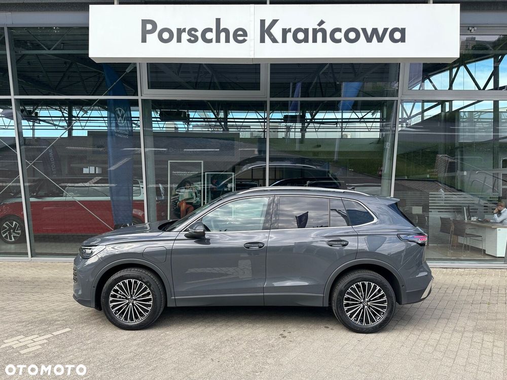 Volkswagen Tiguan - 6