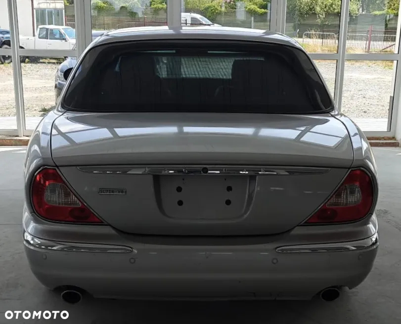 Jaguar XJ Super V8 LWB - 3