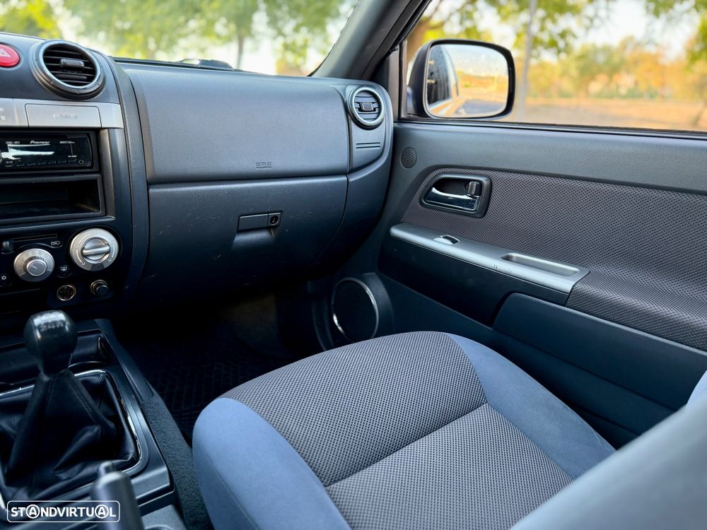 Isuzu D-Max 2.5 DTi CD 2WD L - 14