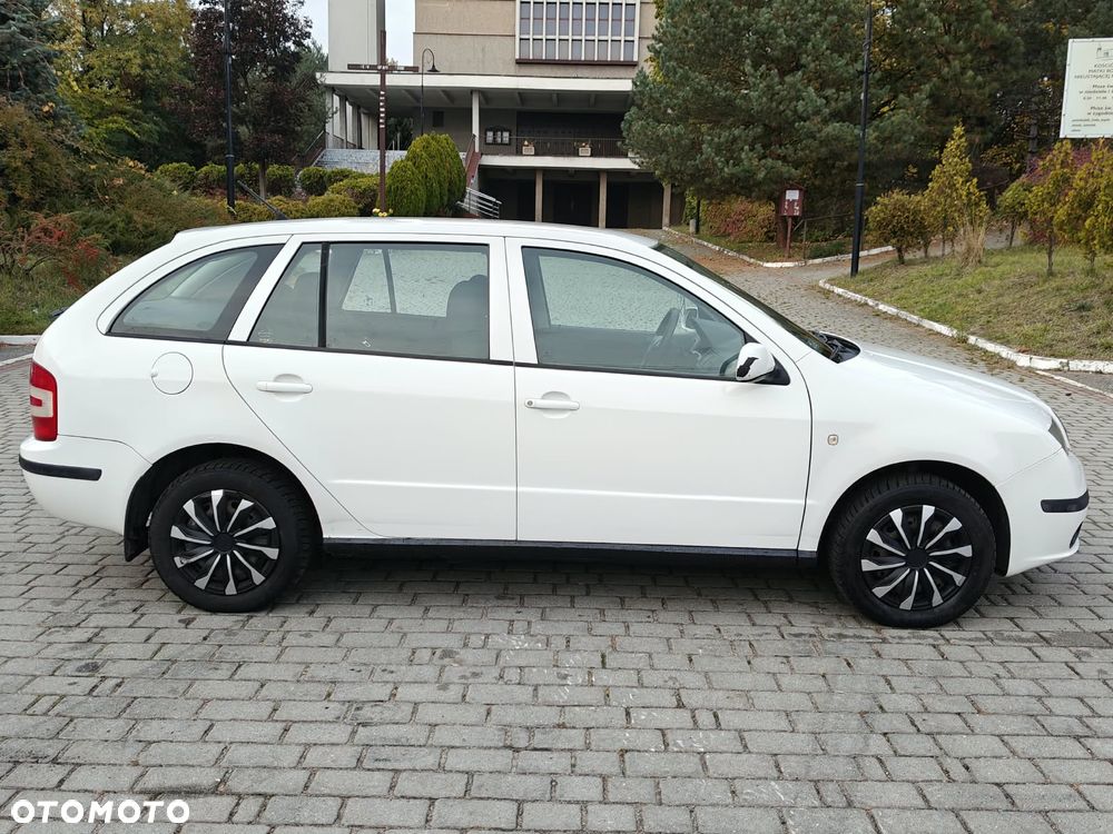 Skoda Fabia 1.4 16V Elegance - 5