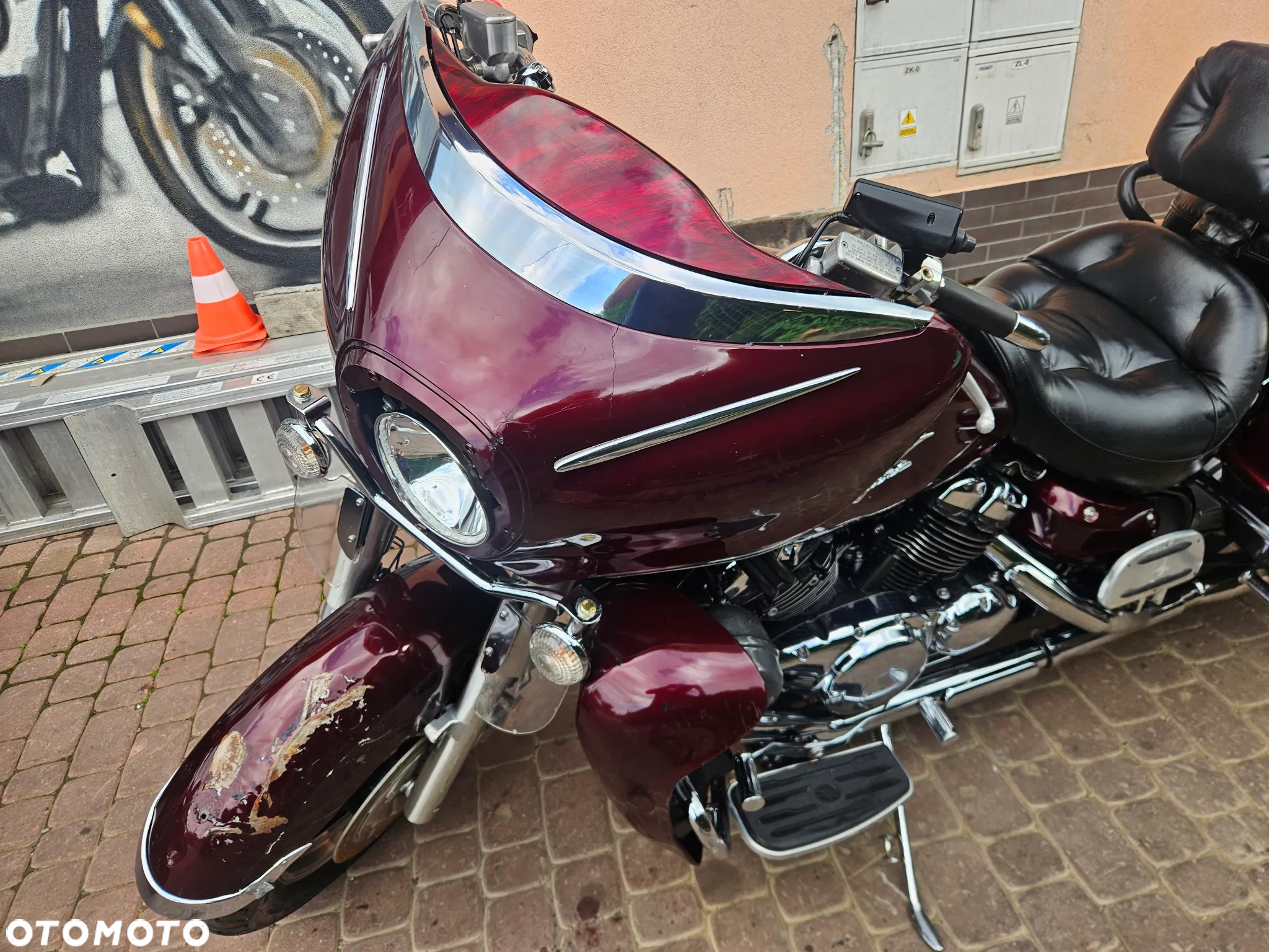 Yamaha Venture - 20