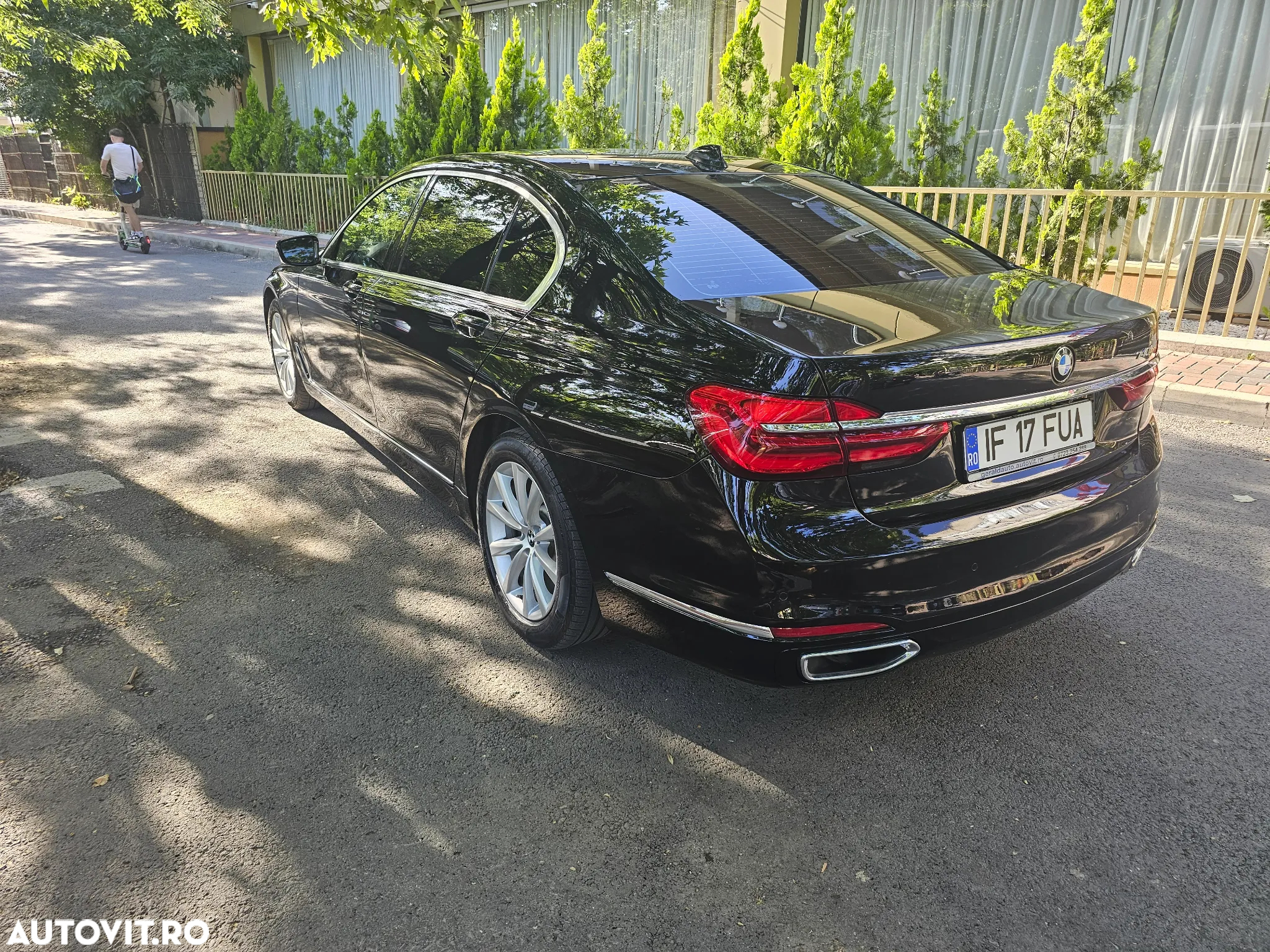 BMW Seria 7 740Li - 7