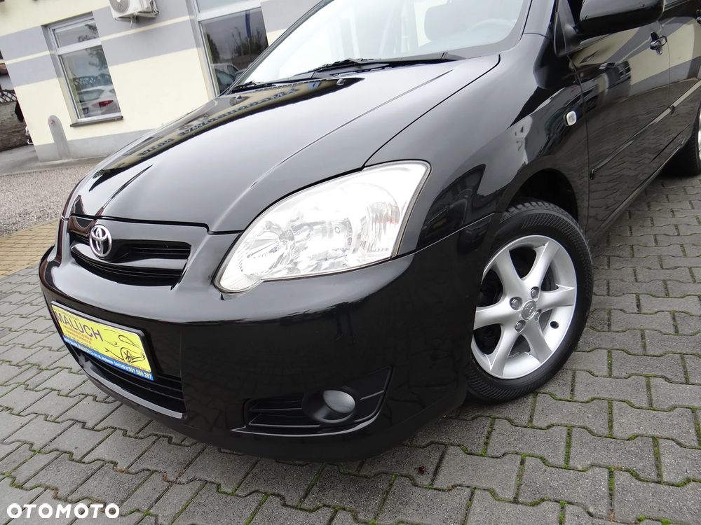 Toyota Corolla 1.4 VVT-i Sol - 2