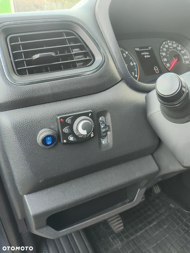 Renault Master - 6