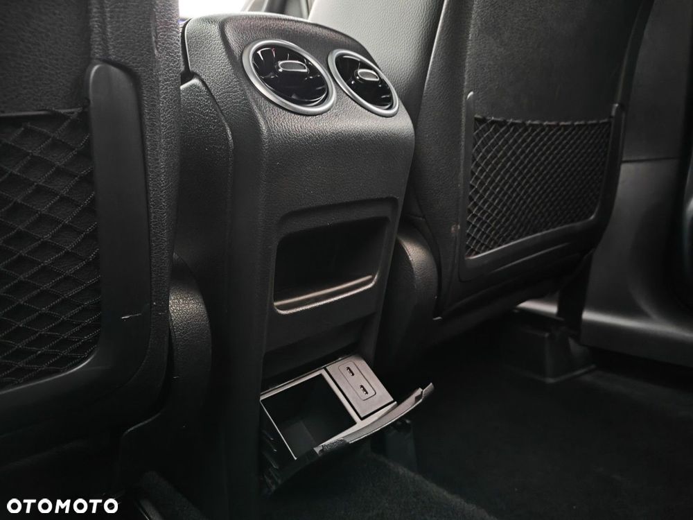 Mercedes-Benz GLB 220 d 4-Matic AMG Line 8G-DCT - 17