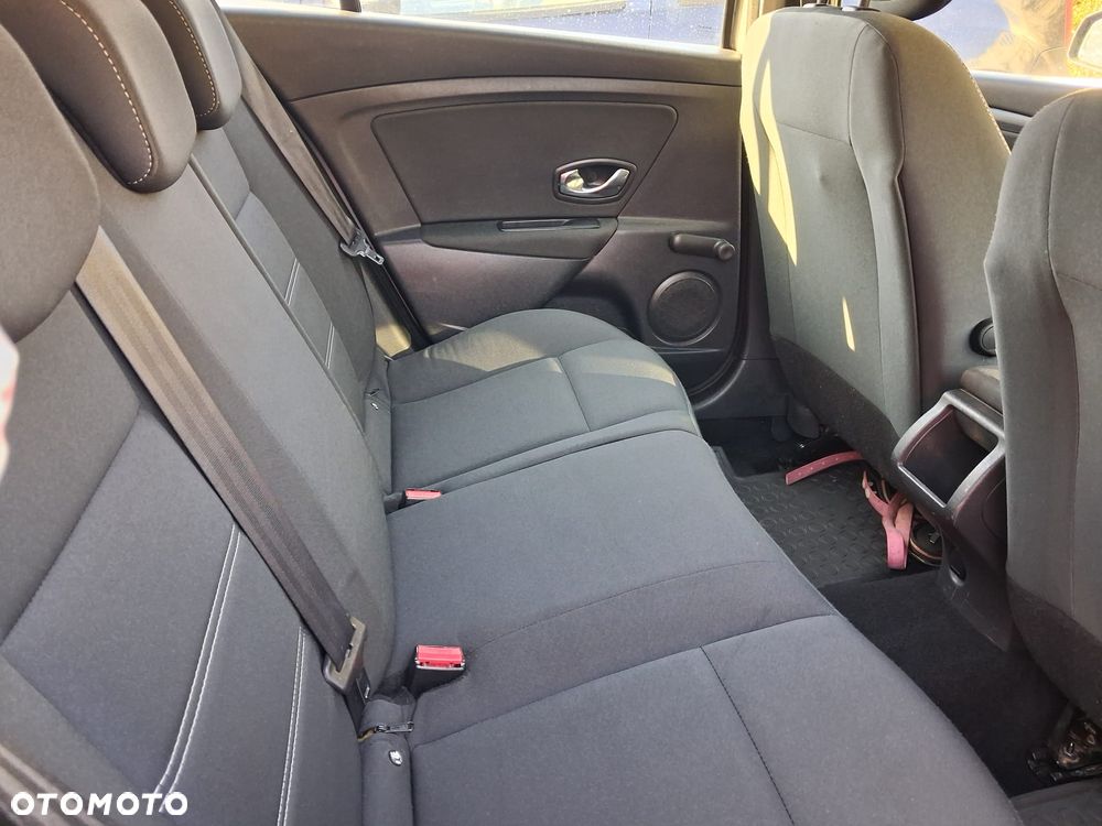 Renault Megane 1.5 dCi Life - 11