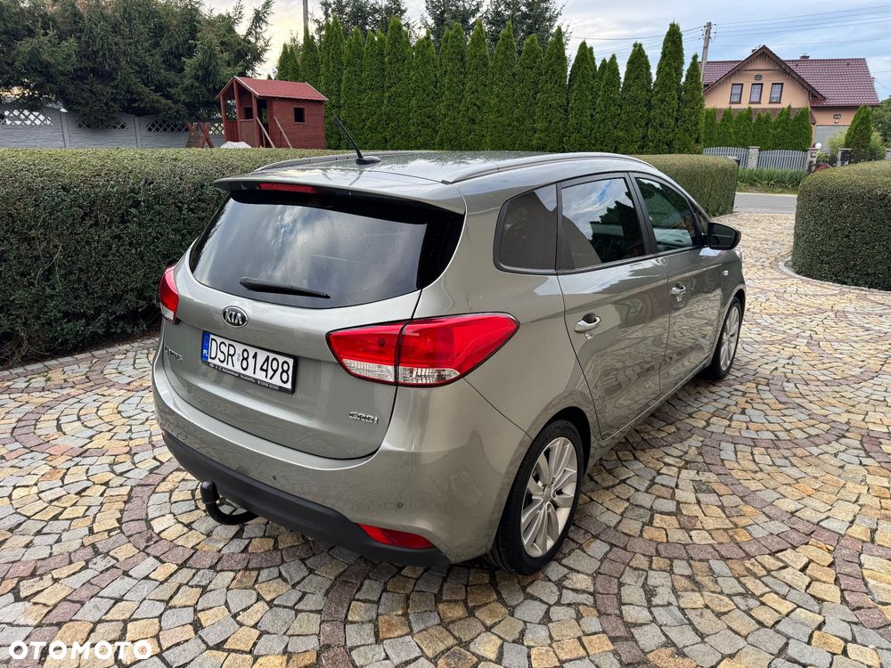 Kia Carens 1.7 CRDi 115 Dream-Team Edition - 4