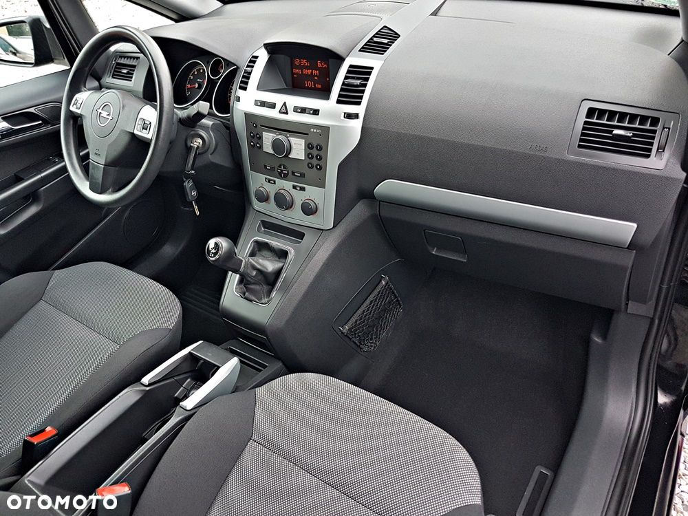 Opel Zafira 1.8 Innovation - 26