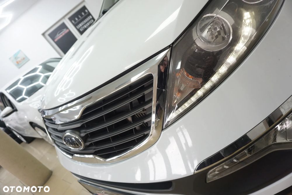 Kia Sportage 1.7 CRDI 2WD Attract - 13