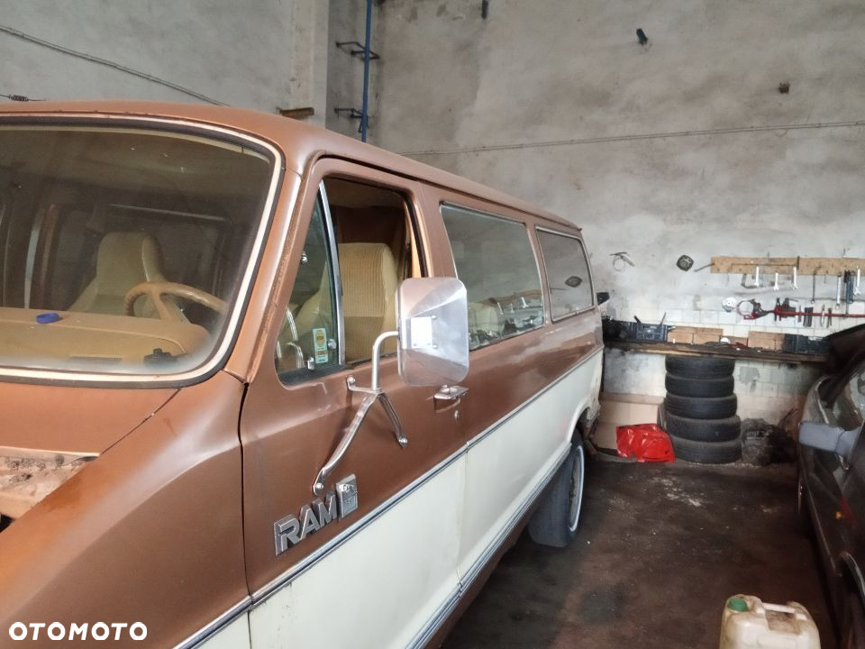 DODGE RAM VAN B250 B150 B350 71-93 szyba drzwi lewa prawa karoseryjna przod przednia boczna tylna tyl lewych prawych przednich bocznych tylnych chevrolet g20 g30 vandura B100 B200 B300 - 2