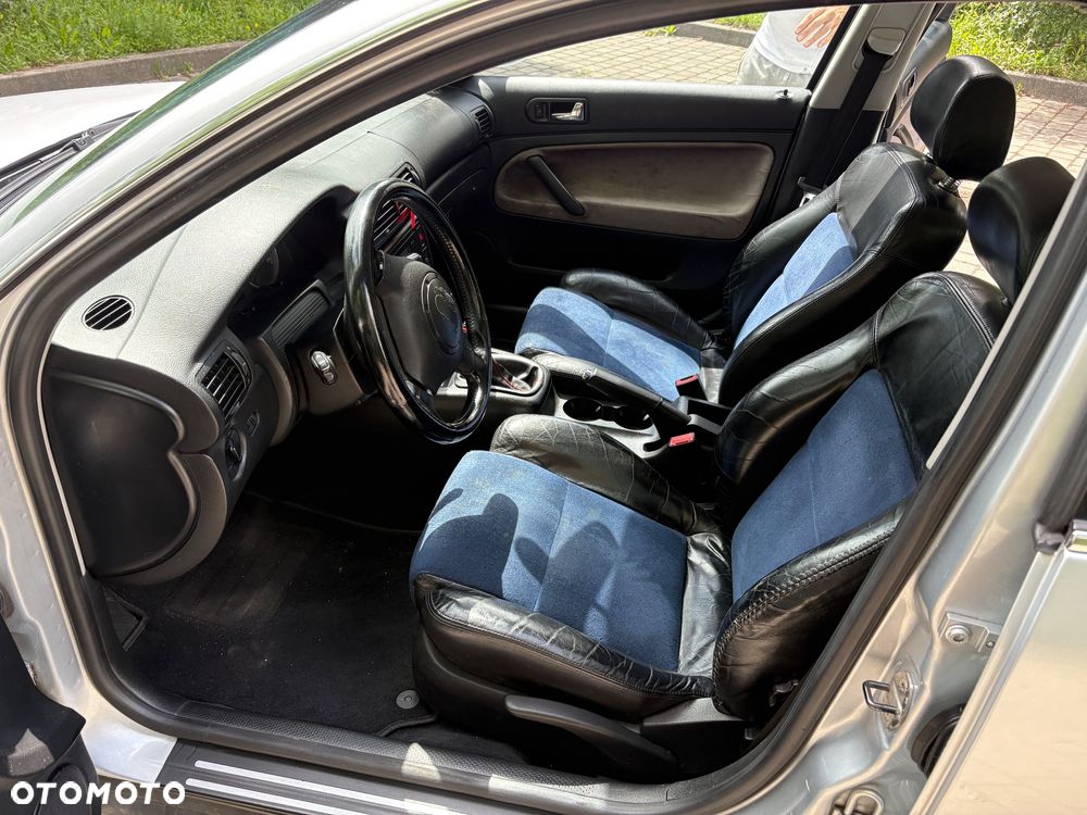 Volkswagen Passat 1.9 TDI Basis - 6