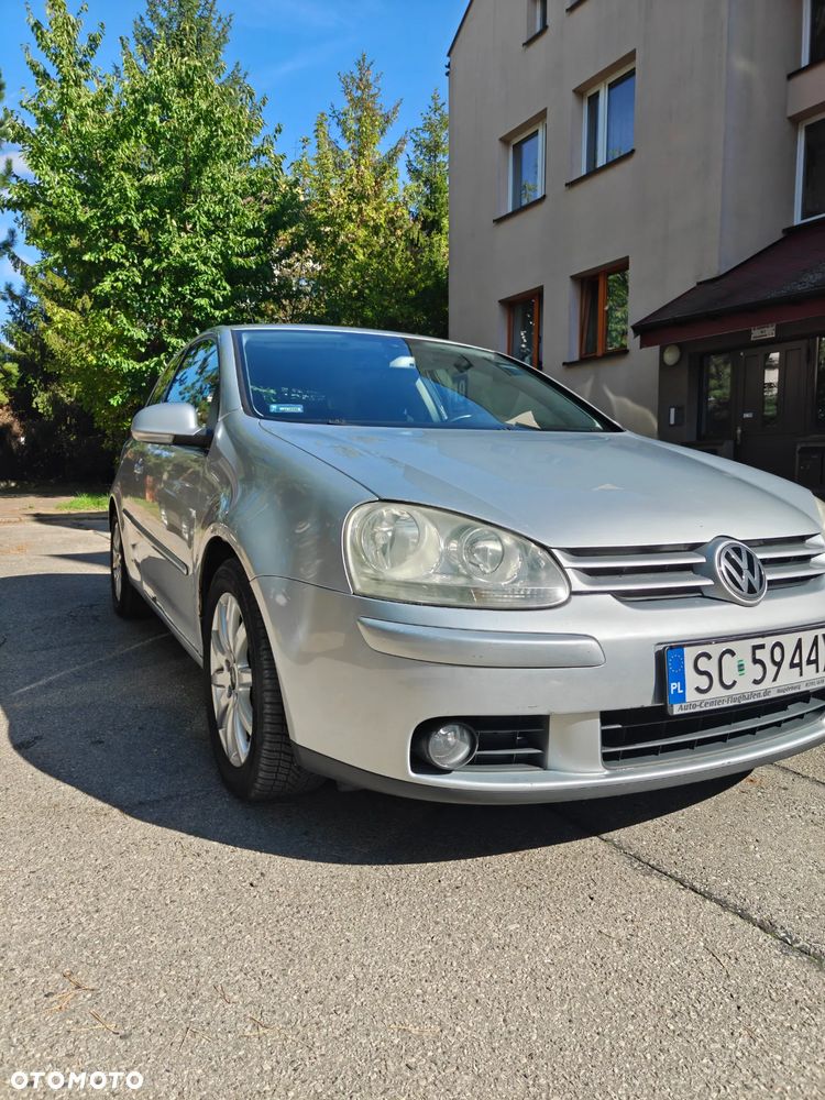 Volkswagen Golf - 10