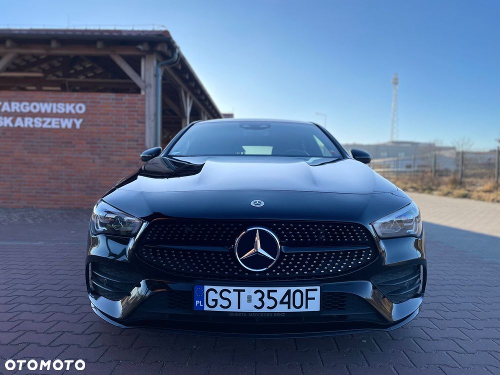 Mercedes-Benz CLA 200 7G-DCT AMG Line - 12