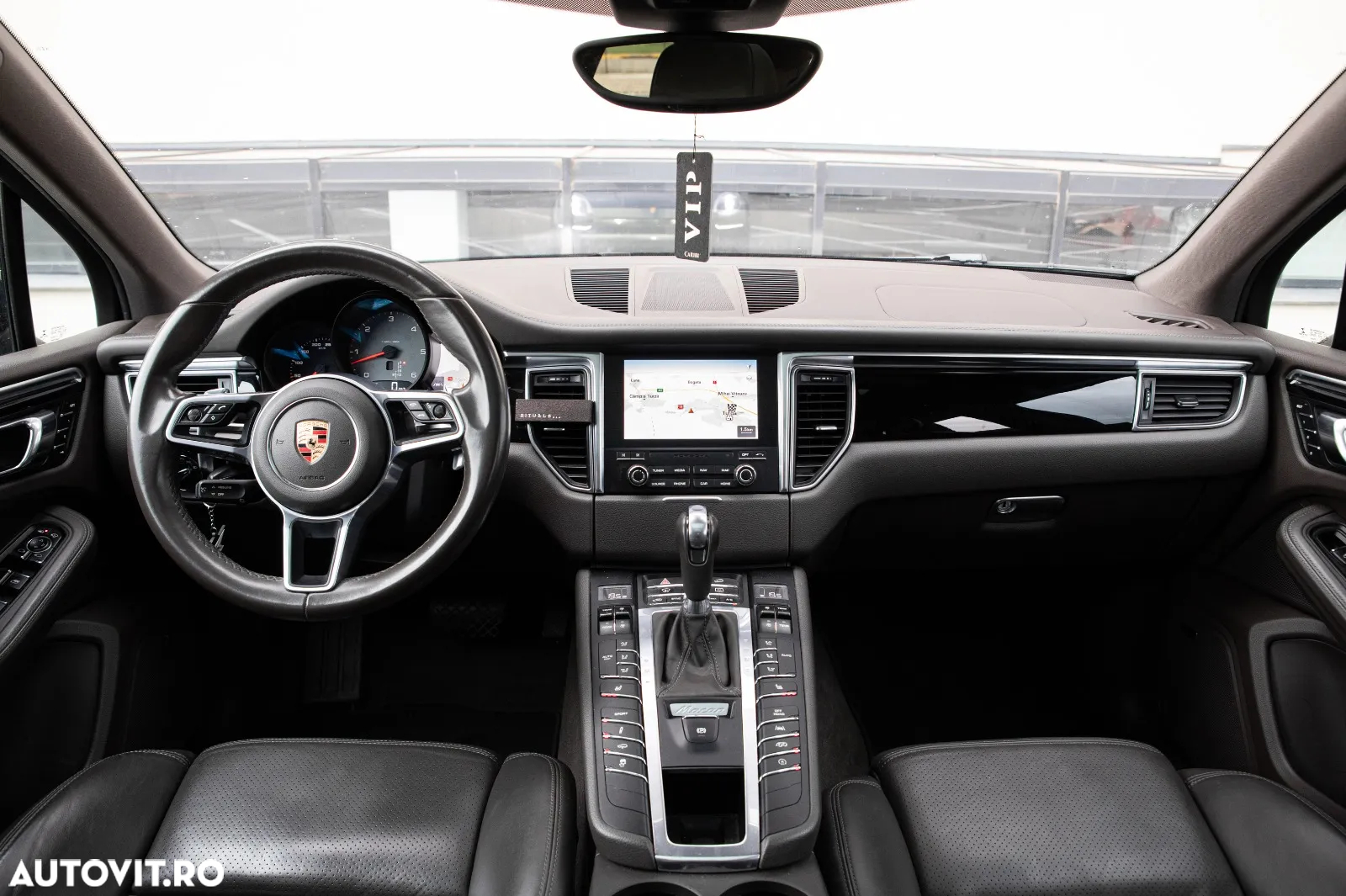 Porsche Macan - 4
