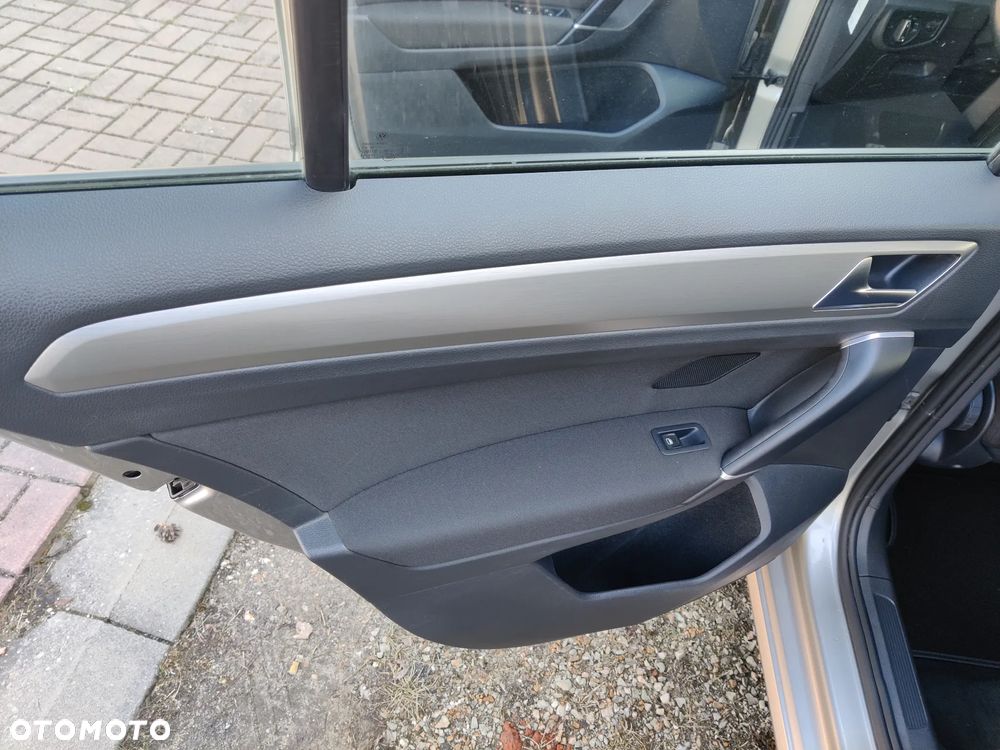 Volkswagen Golf Sportsvan 1.4 TSI (BlueMotion Technology) Comfortline - 21