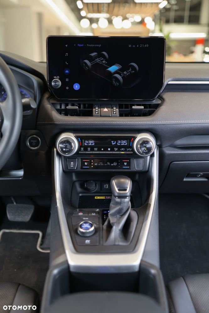 Toyota RAV4 - 24