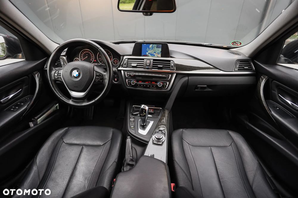 BMW Seria 3 320d Luxury Line - 4