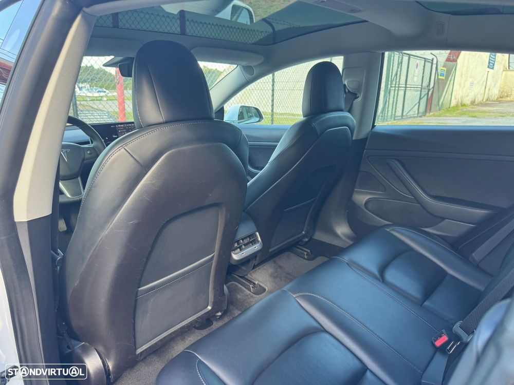 Tesla Model 3 Standard RWD Plus - 11