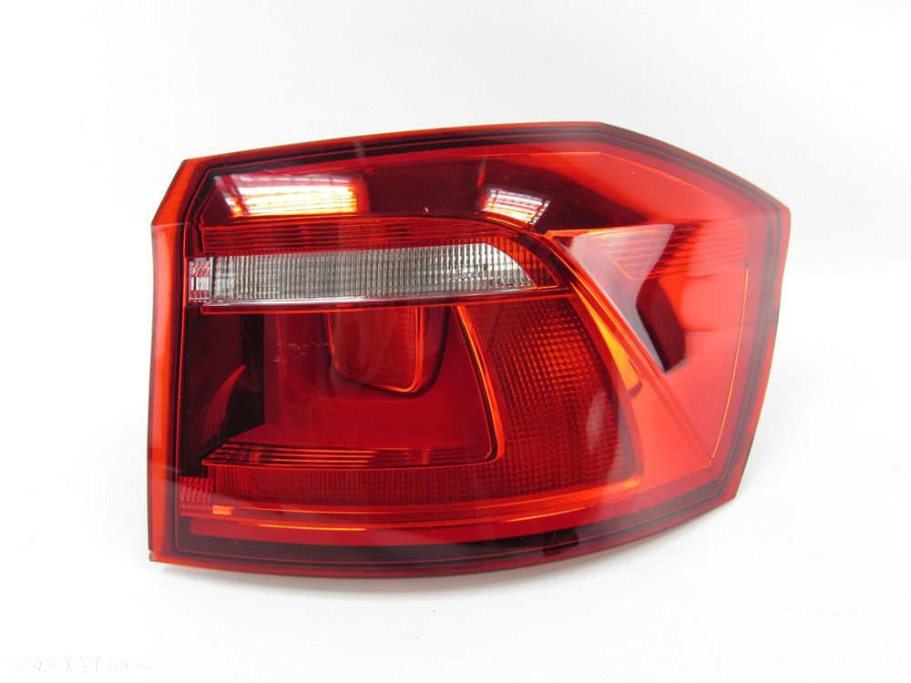 VW GOLF VII 7 SPORTSVAN 14-20 LAMPA TYL PRAWA TYLNA 510945096R - 2