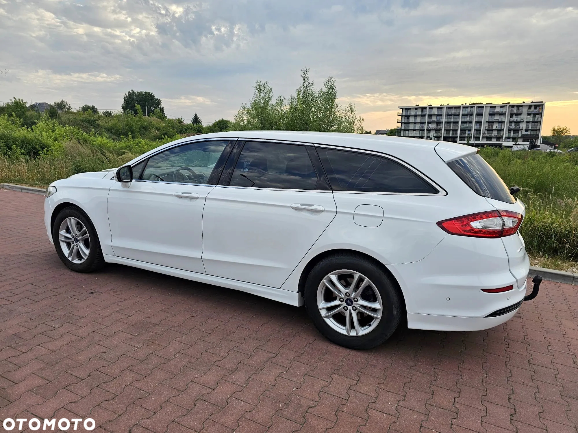 Ford Mondeo 2.0 TDCi Titanium - 11