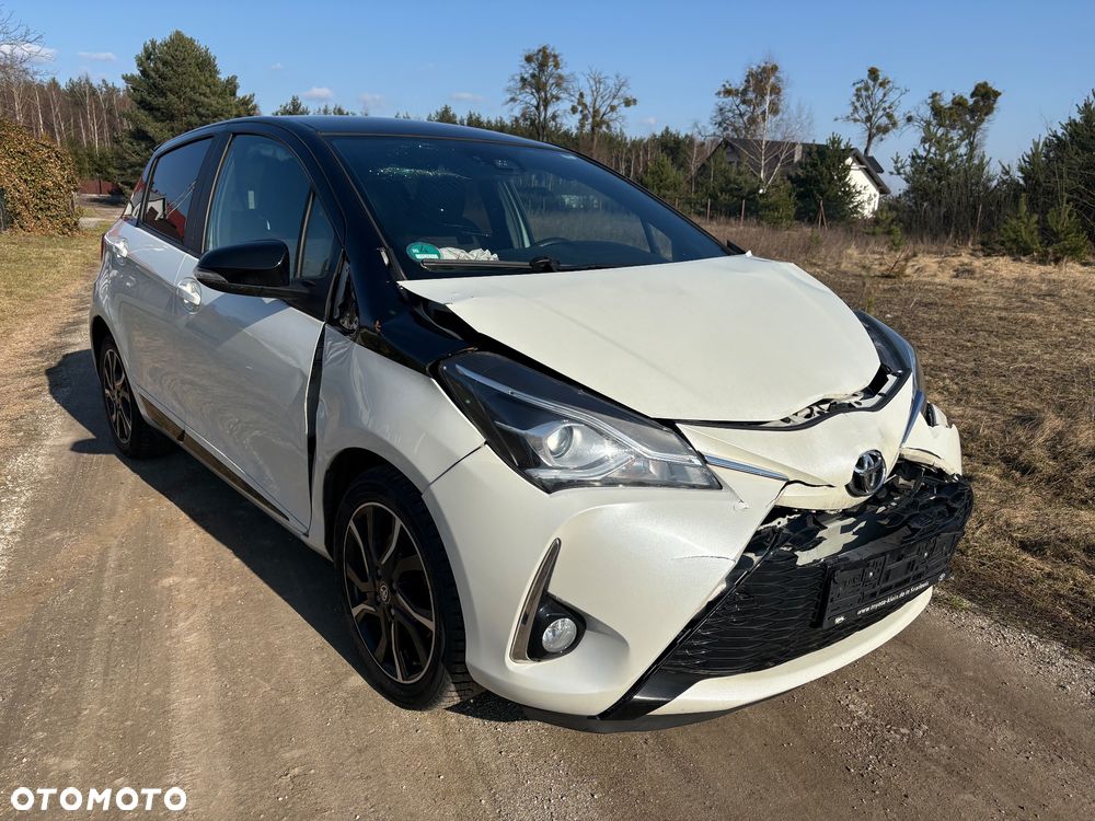 Toyota Yaris 1,5-Dual-VVT-iE Selection - 1