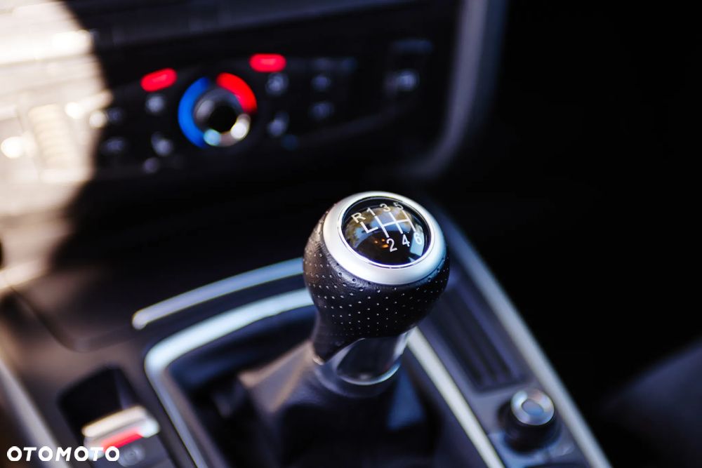 Audi A4 Avant 2.0 TDI DPF quattro Attraction - 15