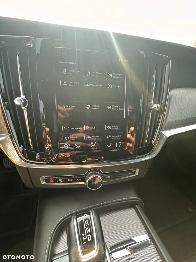 Volvo V90 T4 Inscription - 16