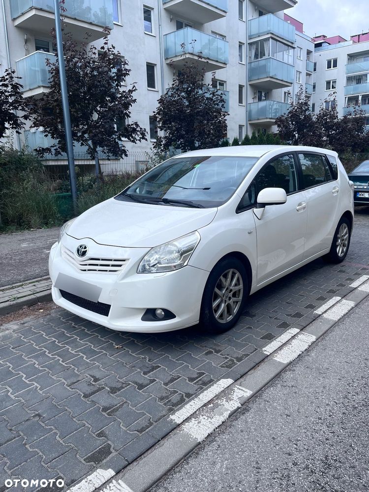 Toyota Verso 2.0 D-4D - 3
