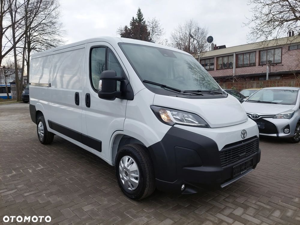 Toyota Proace MAX - 1