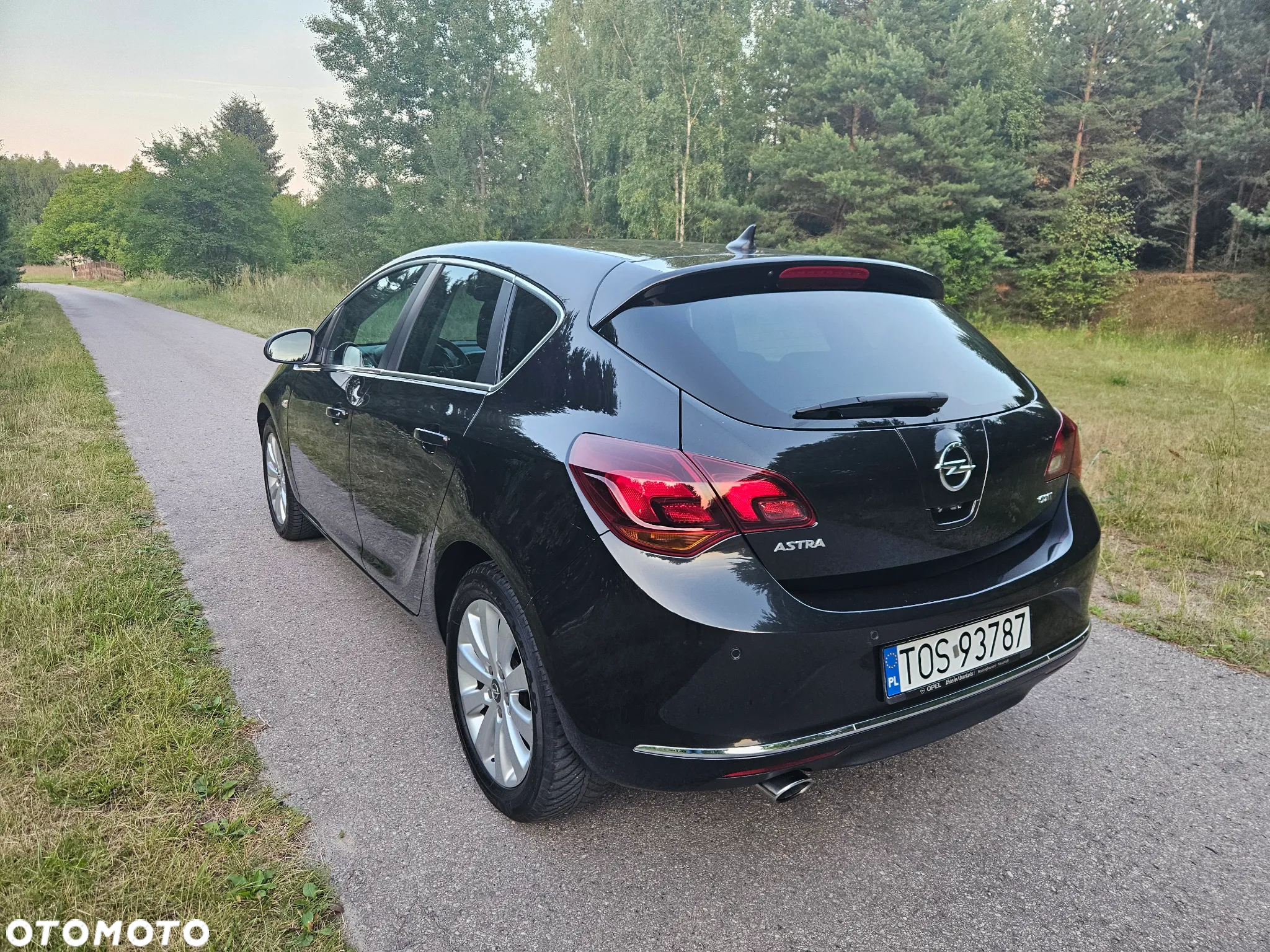 Opel Astra 2.0 CDTI Exklusiv - 5