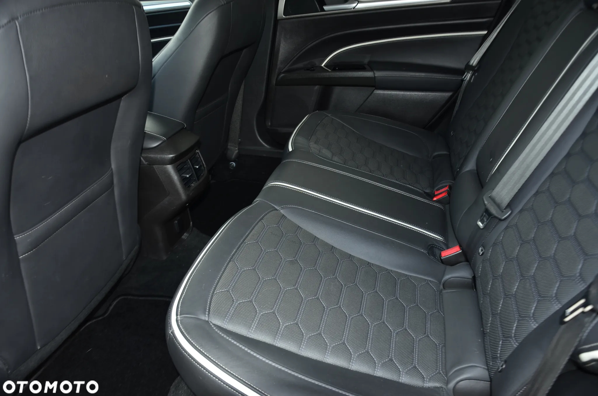 Ford Mondeo Vignale 2.0 Hybrid - 20