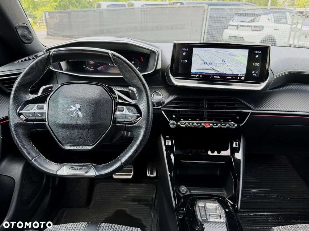 Peugeot 2008 1.2 PureTech GT Line S&S EAT8 - 17