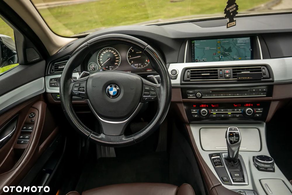 BMW Seria 5 535d Luxury Line - 37