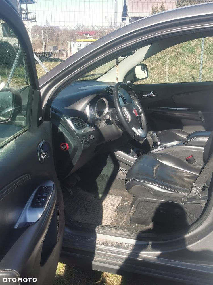 Fiat Freemont 2.0 Multijet 16V DPF Automatik Allrad Lounge - 13