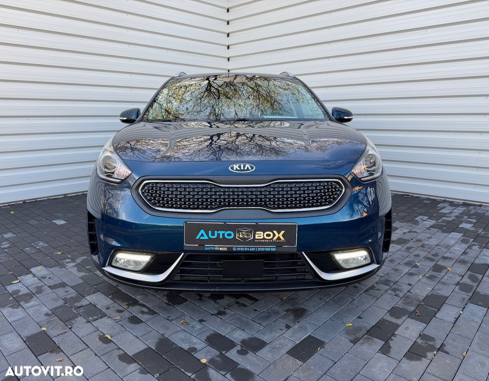 Kia Niro 1.6 GDI 2WD Aut. Vision - 4