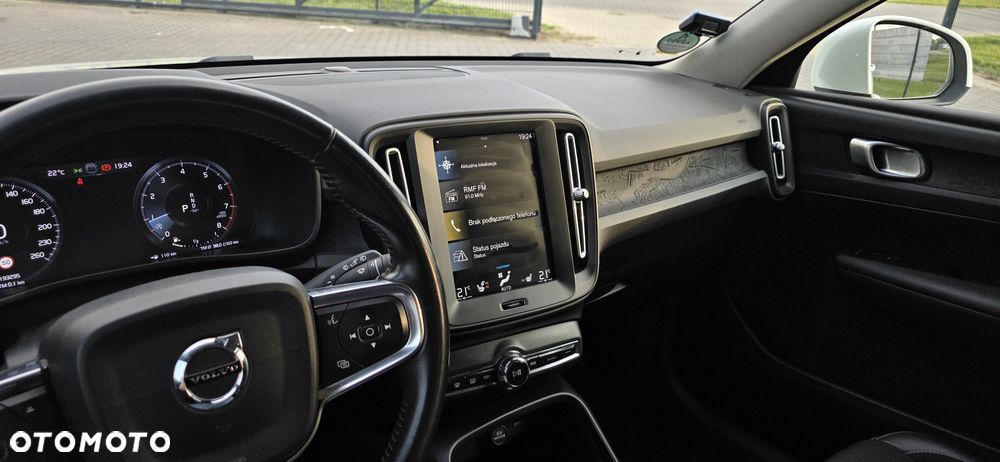 Volvo XC 40 - 6