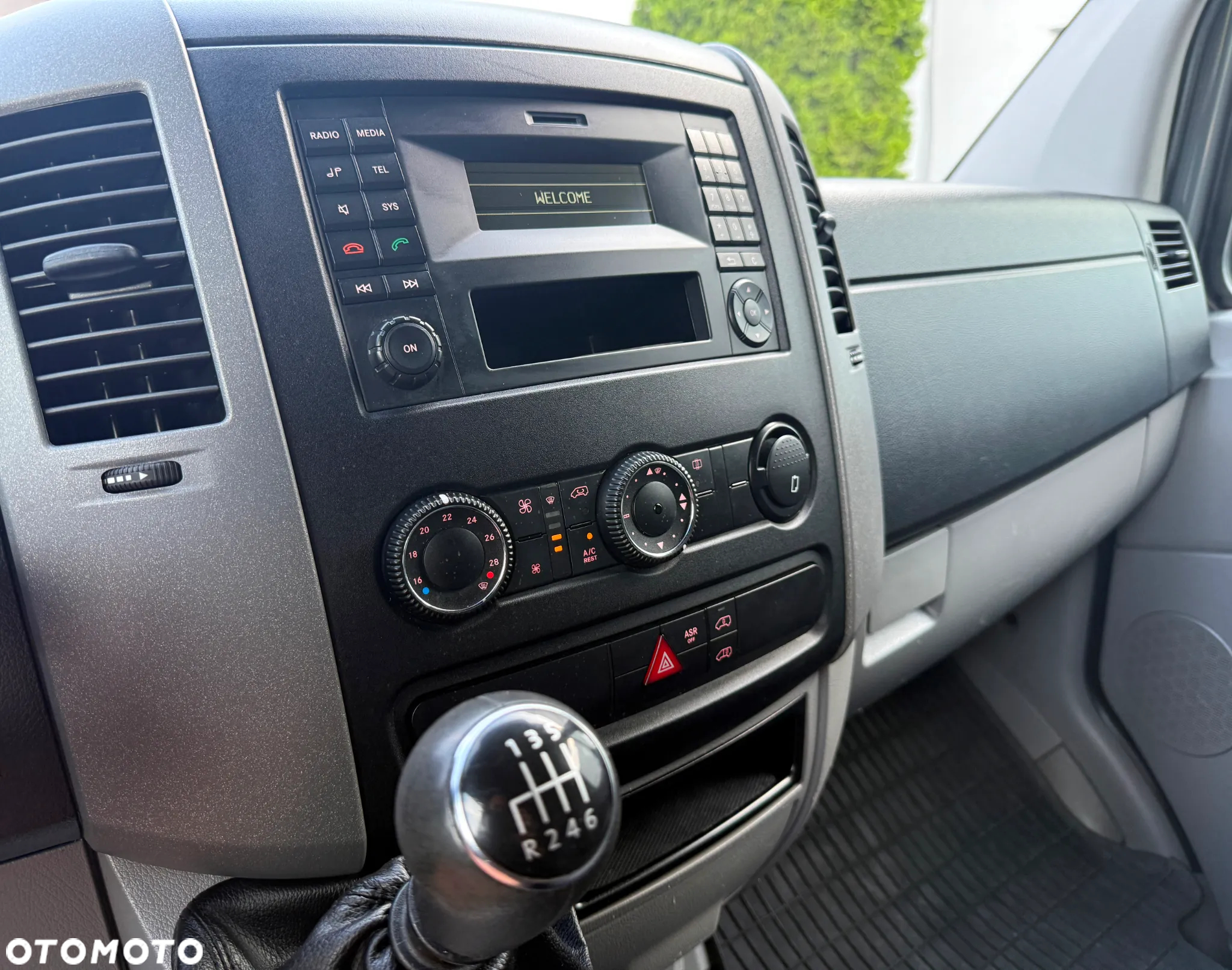 Volkswagen Crafter - 30