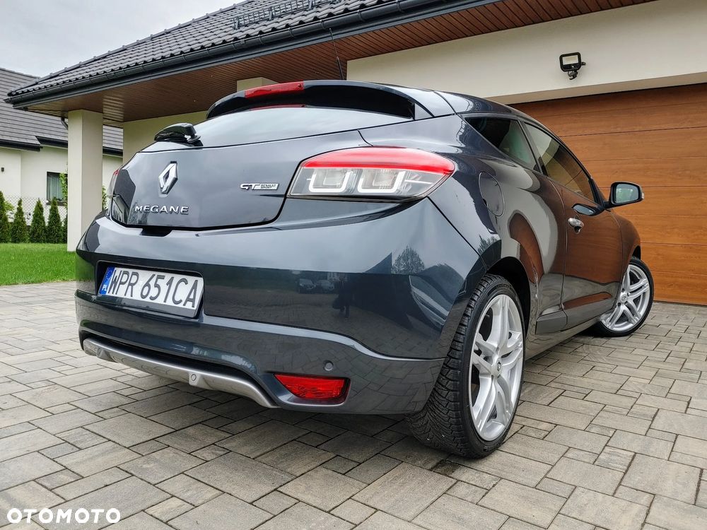 Renault Megane TCe 180 GT - 13