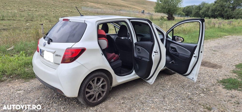 Toyota Yaris - 5