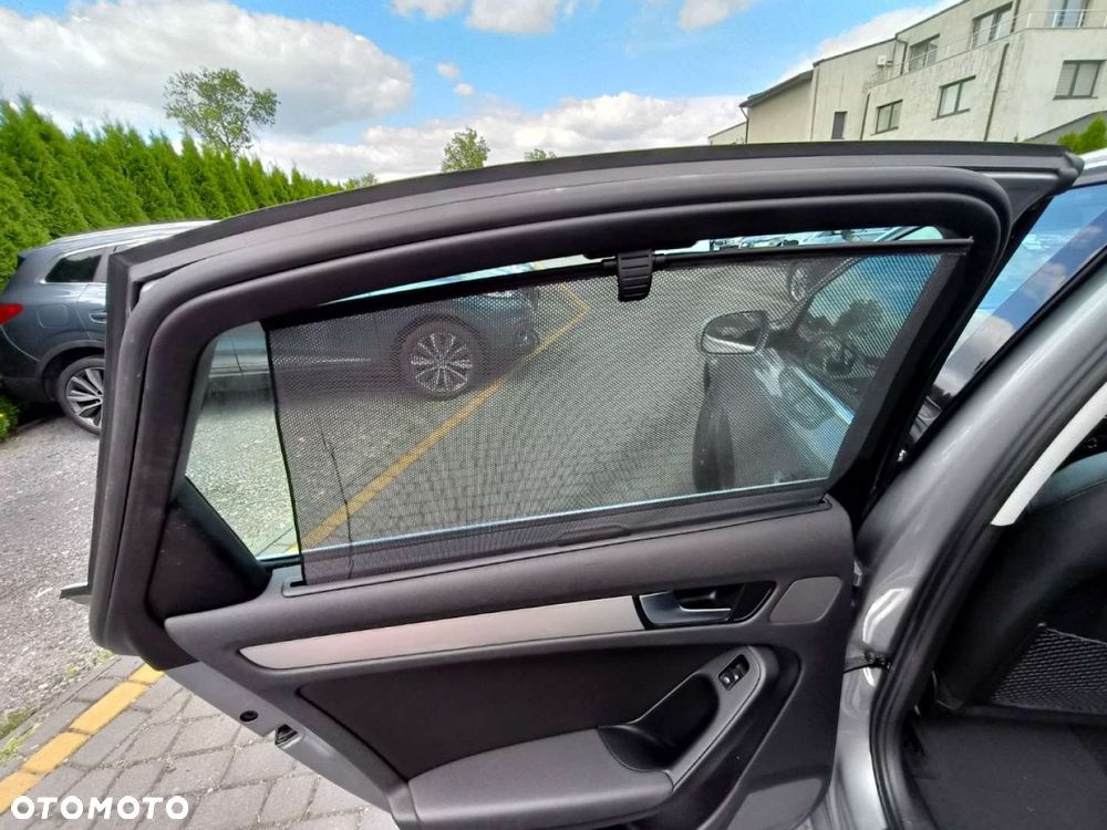 Audi A4 Limousine - 16