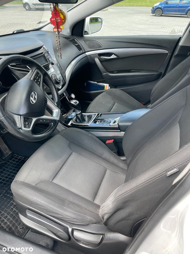 Hyundai i40 1.7 CRDi Comfort - 17