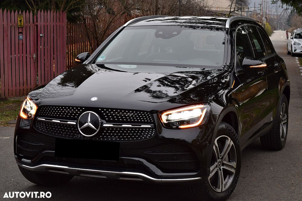 Mercedes-Benz GLC 300 e 4Matic 9G-TRONIC Edition AMG Line - 2