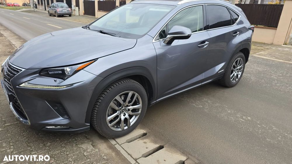 Lexus Seria NX - 4