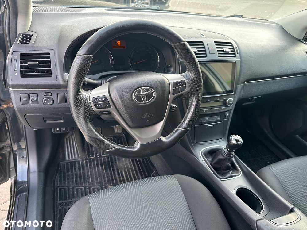 Toyota Avensis 1.6 Life - 14
