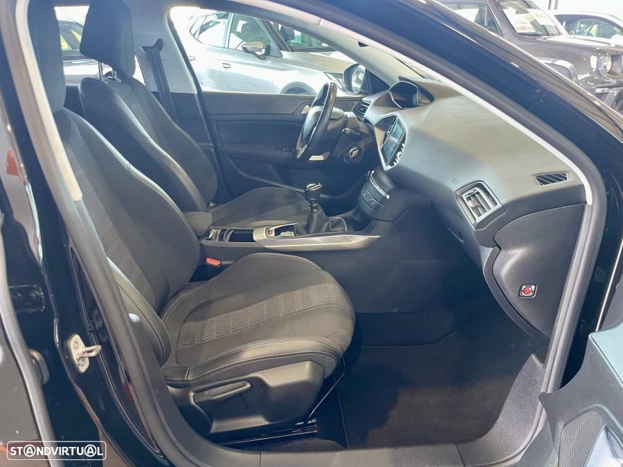 Peugeot 308 SW 1.5 BlueHDi Allure Pack - 27